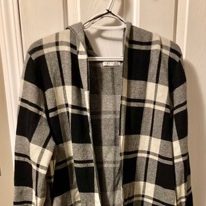 Dex Plaid Cardigan